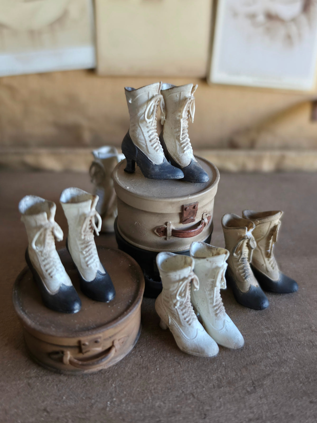 Miniatuur Victoriaanse Laarsjes – Brocante Charme in Klein Formaat