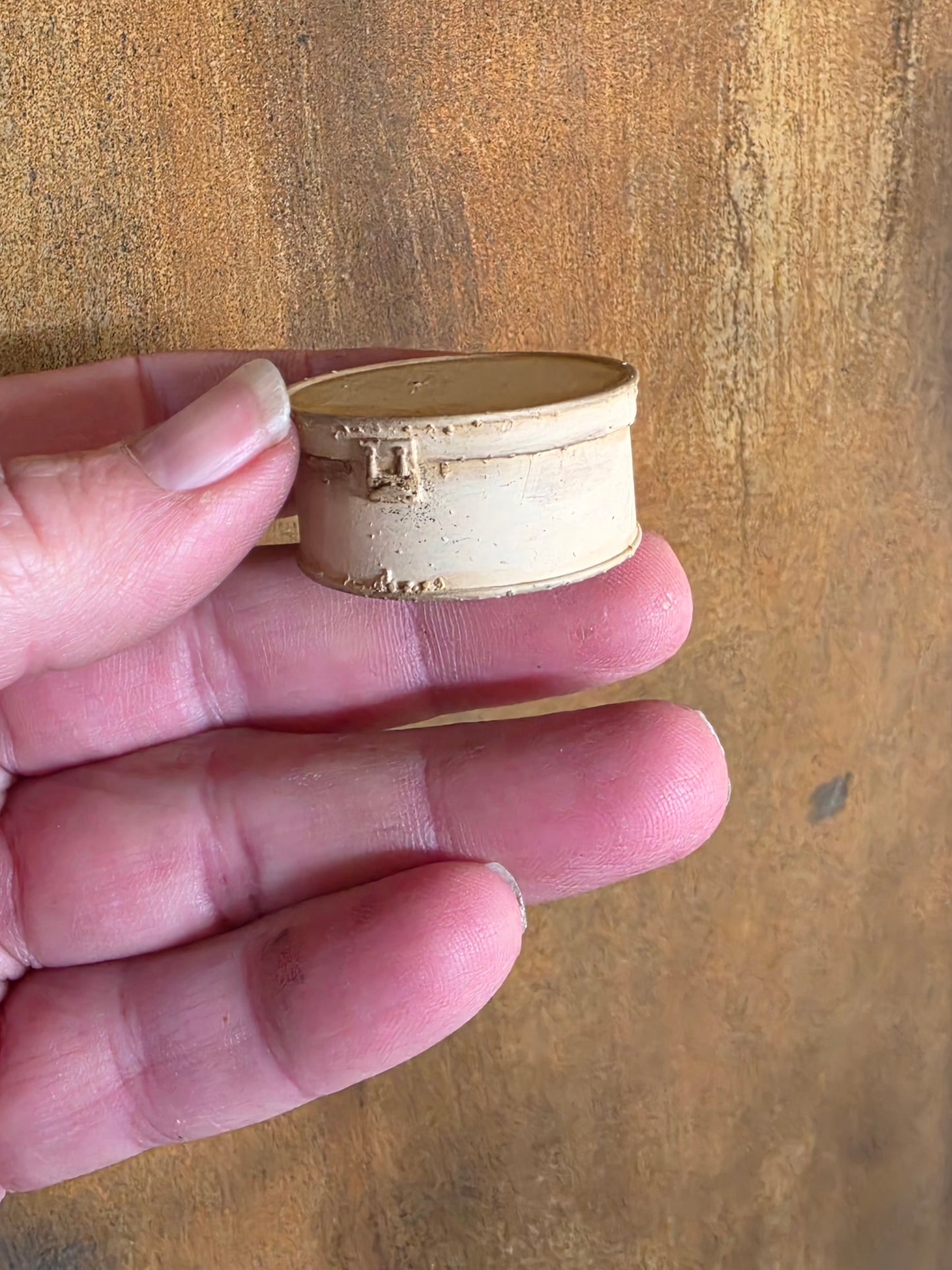 Kleine ronde koffer, schaal 1 12, poppenhuis, diorama