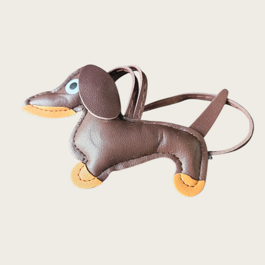 Tassenhanger teckel donker bruin