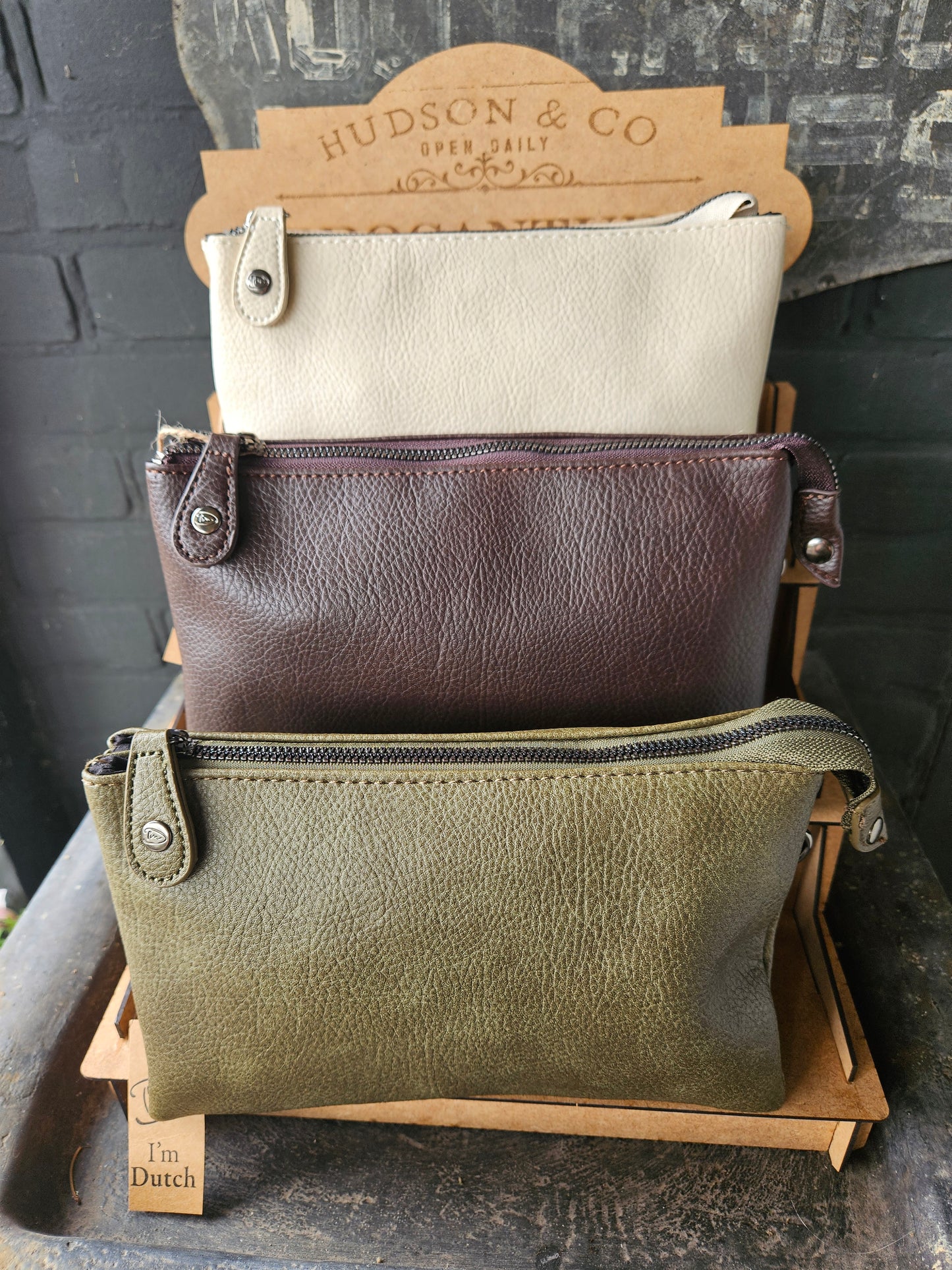 Basic New York dark brown