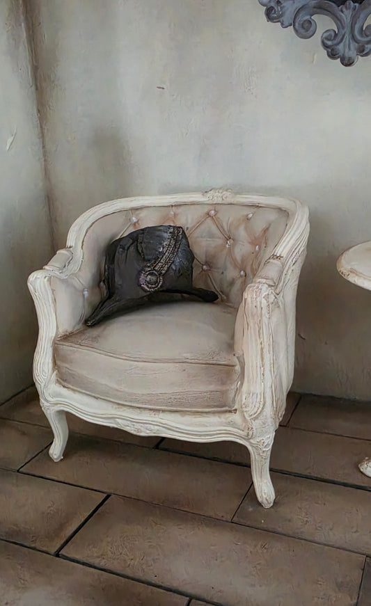 Miniatuur Fauteuil – Handbeschilderde Vintage Stoel – Brocante Poppenhuis Meubel – Shabby Decoratie