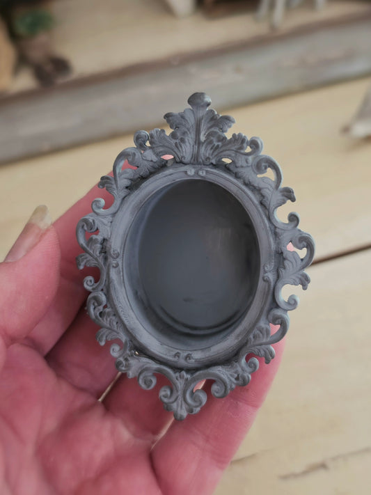 Decoratief miniatuur Ornament  – Handbeschilderde Brocante Miniatuur – Vintage Poppenhuis Decoratie