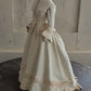 Victoriaanse Jurk op Paspop – Grote Stolpminiatuur – Brocante Display – ca. 19,5 cm