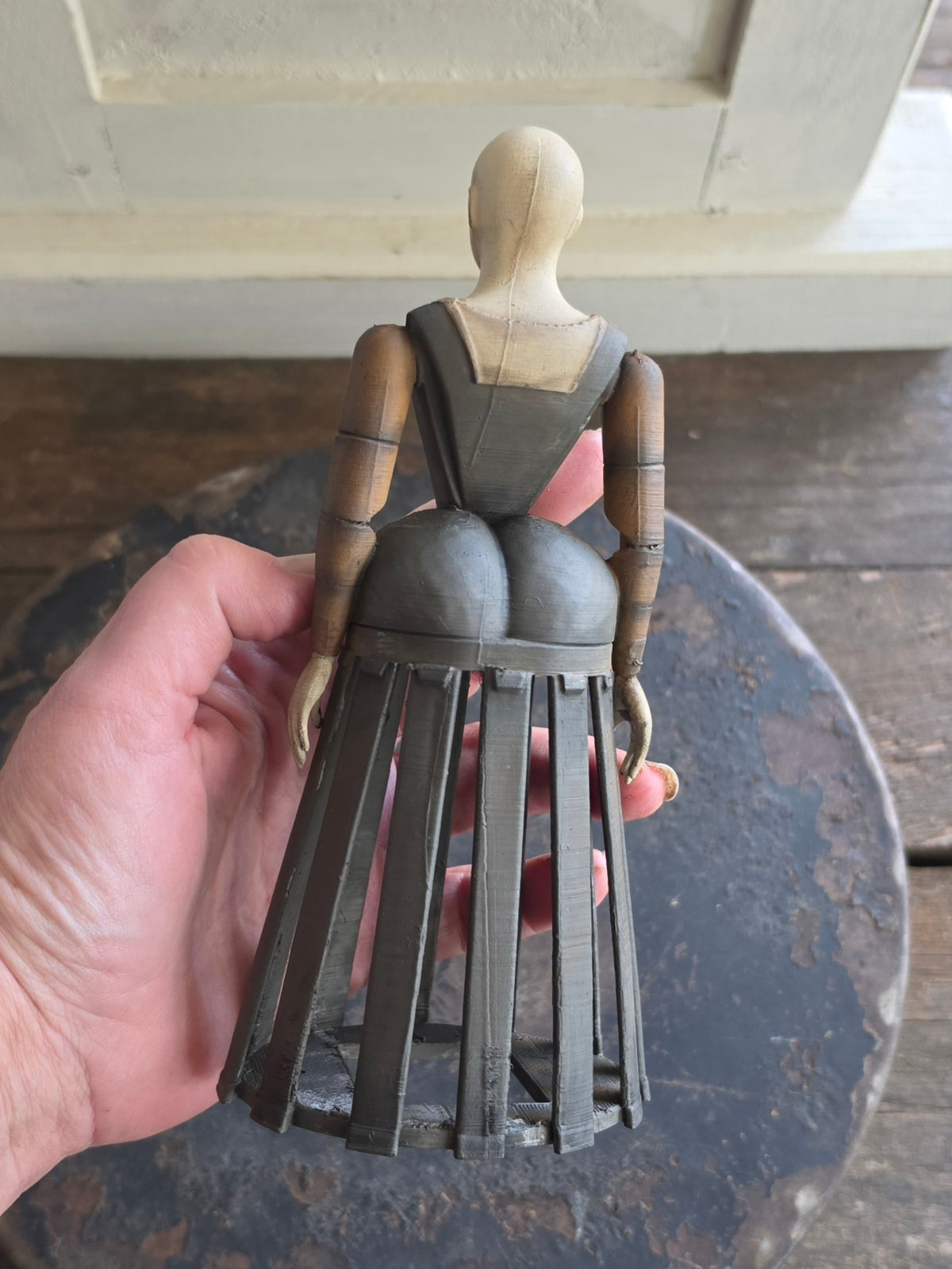 Vintage Staakmadonna – Grote Stolpminiatuur – Antieke Stijl – ca. 19 cm