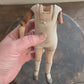 Vintage Paspop – Grote Stolpminiatuur – Antique Doll Display – ca. 19 cm
