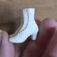 Miniatuur victoriaanse laarsjes wit (Schaal 1:12) Poppenhuis Accessoire/Diorama