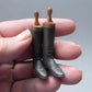 Miniatuur victoriaanse laarzen met houten houders (Schaal 1:12) Poppenhuis Accessoire/Diorama