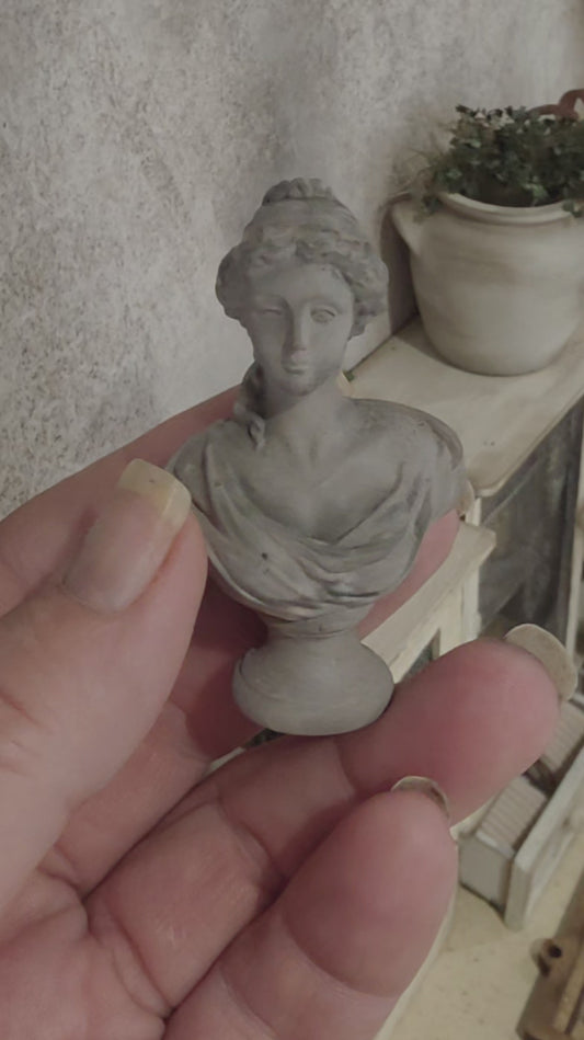 Miniatuur Brocante Borstbeeld 1:12 | Handgemaakt & Handbeschilderd | Resin Klassiek Beeld | Franse & Victoriaanse Poppenhuis Decoratie