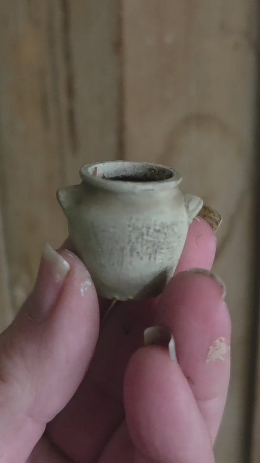 Miniatuur Franse Grès Pot 1:12 – Handbeschilderde Vintage Pot – Dollhouse Keuken Pot – Franse Landelijke Miniatuur – Resin Potje