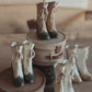 Miniatuur Victoriaanse Laarsjes  – Brocante Charme in Klein Formaat