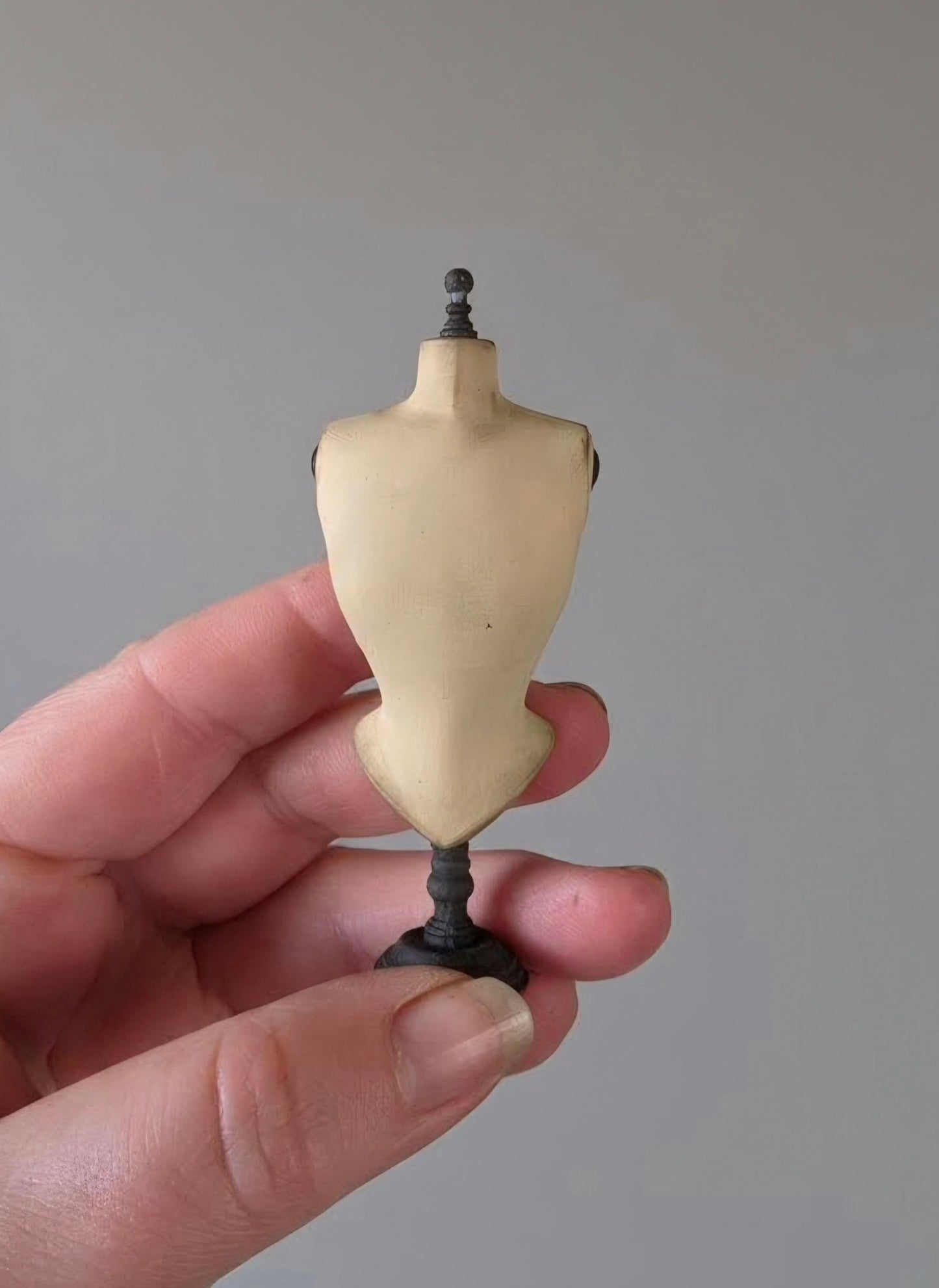 Miniatuur punt buste op voet schaal 1 12 poppenhuis accessoire klassiek beeld diorama decoratie