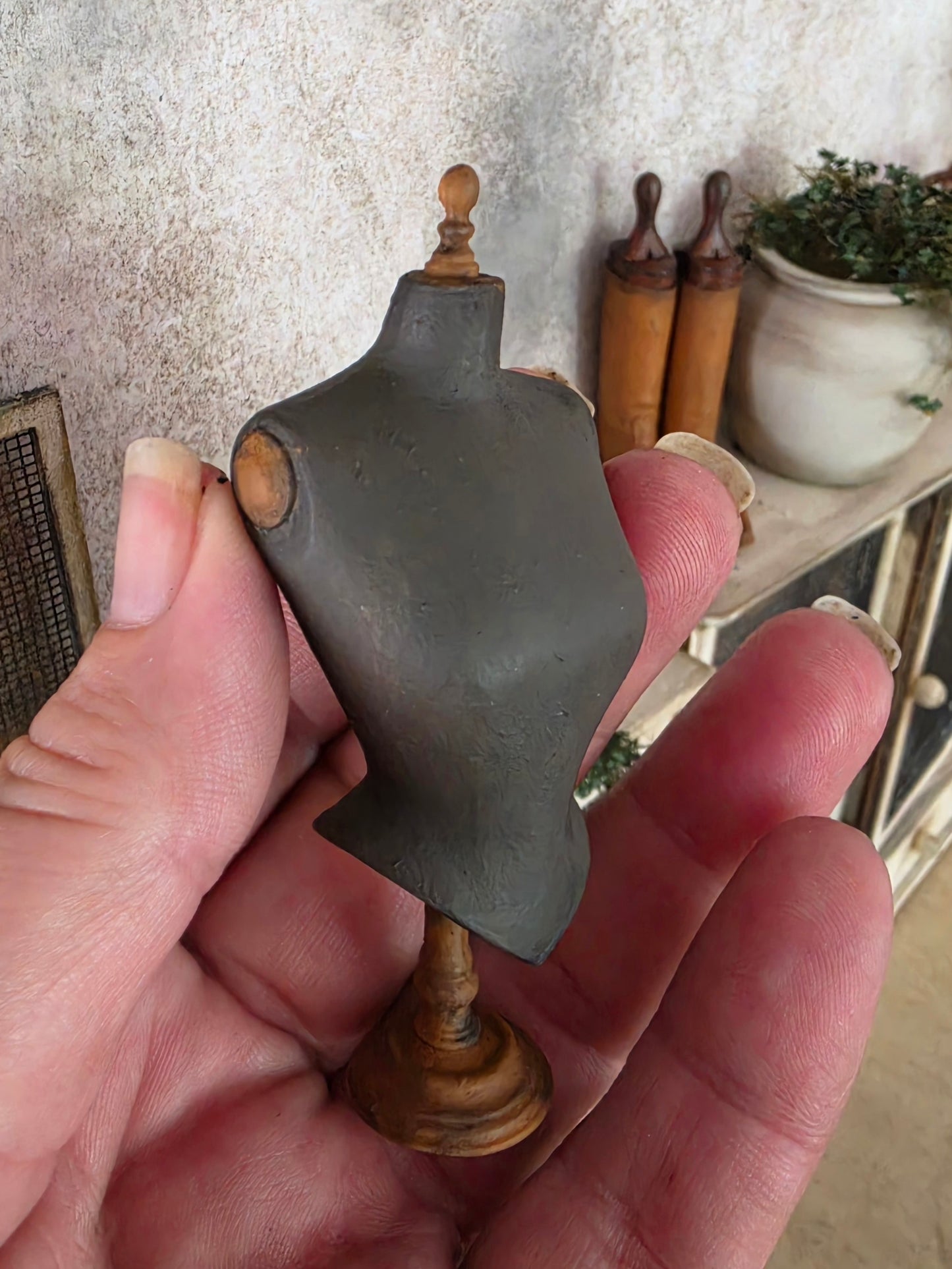 Miniatuur Puntbuste – Handgemaakt in Brocante Stijl 1:12