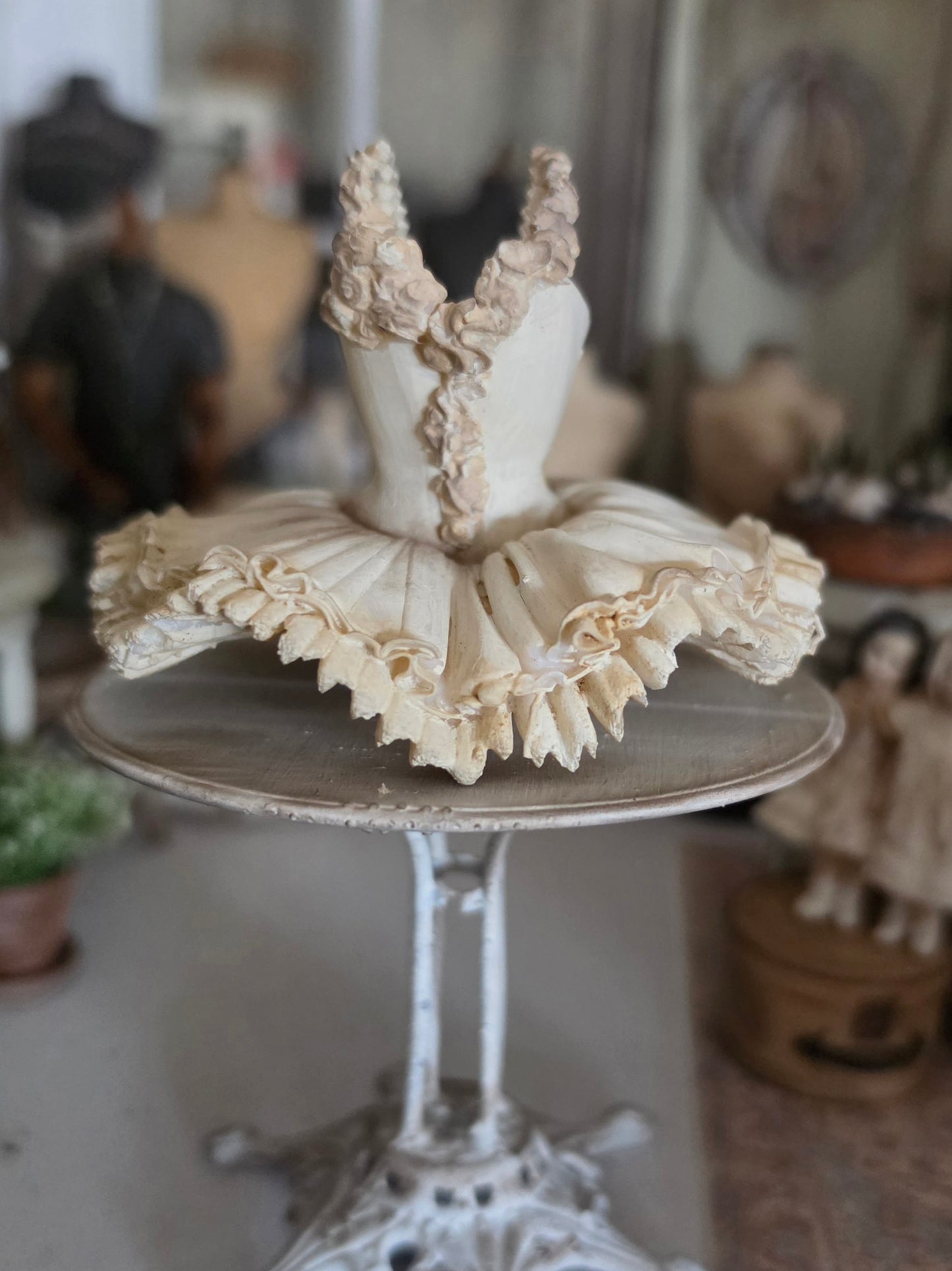 Miniatuur Victoriaanse Ballet Tutu – Schaal 1:12 – Handgemaakt & Handbeschilderd