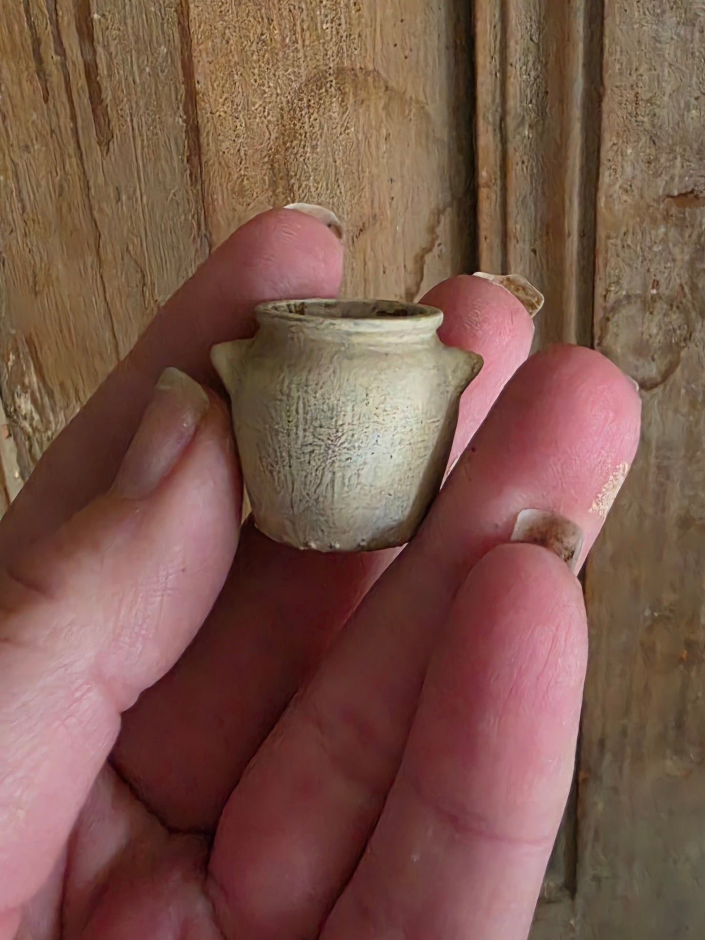 Miniatuur Franse Grès Pot 1:12 – Handbeschilderde Vintage Pot – Dollhouse Keuken Pot – Franse Landelijke Miniatuur – Resin Potje
