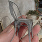 Miniatuur Brocante Tolix Stoel 1:12 | Handgemaakt & Handbeschilderd | Resin Industriële Stoel | Franse Poppenhuis Decoratie