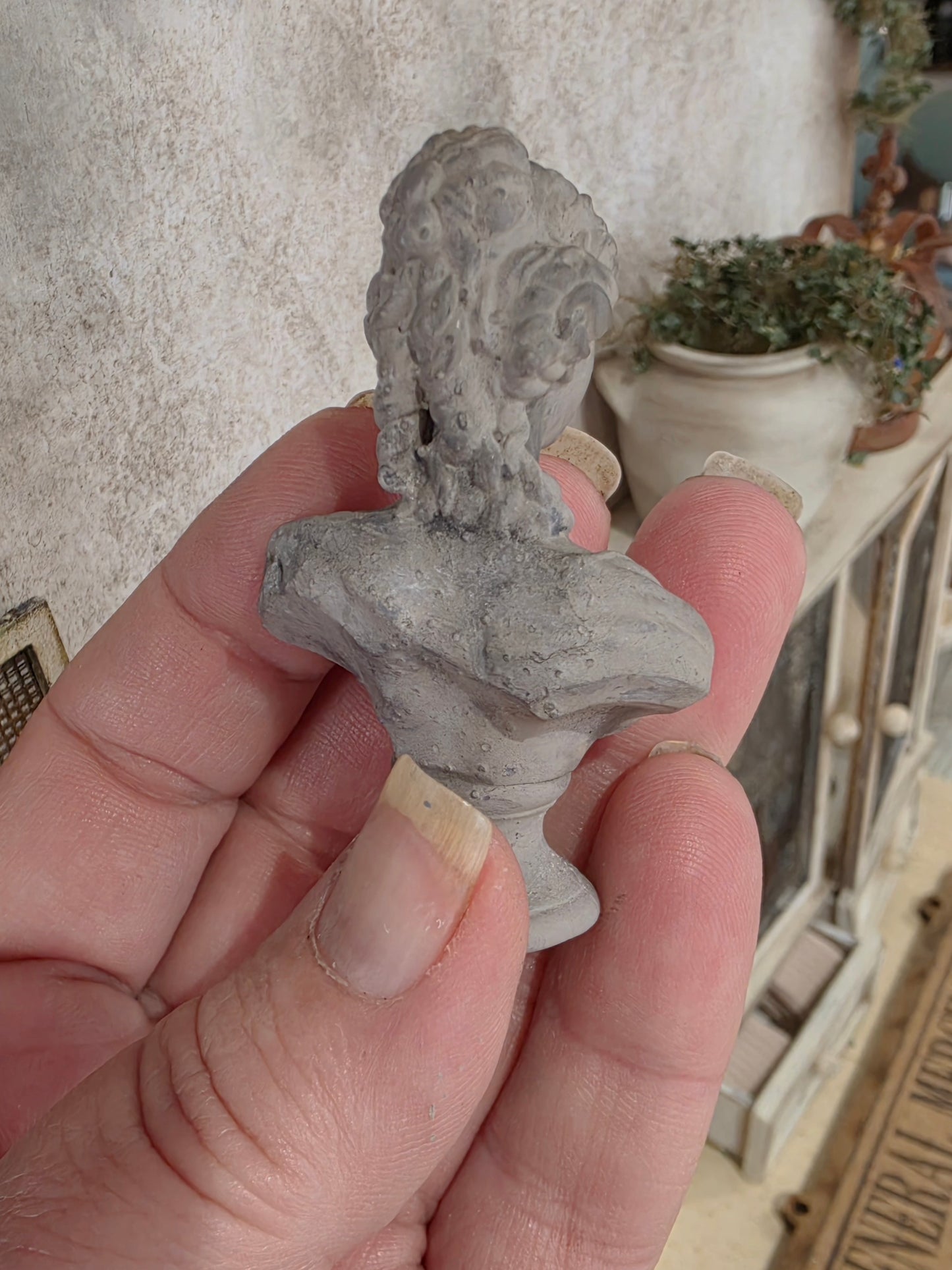 Miniatuur Brocante Borstbeeld 1:12 | Handgemaakt & Handbeschilderd | Resin Klassiek Beeld | Franse & Victoriaanse Poppenhuis Decoratie