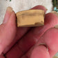 Miniatuur Brocante Ronde Koffertje 1:12 | Handgemaakt & Handbeschilderd | Resin Vintage Koffertje | Poppenhuis Accessoire