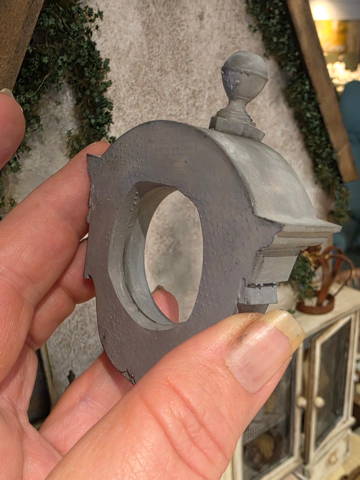 Miniatuur Brocante Ossenoog (Œil de Bœuf) Spiegel 1:12 | Handgemaakt & Handbeschilderd | Resin Franse Wandspiegel | Chateau Poppenhuis Decoratie