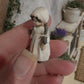 Miniatuur Popje in Vintage Stijl 1:12 | Geïnspireerd op Klassieke Käthe Kruse Poppen | Handgemaakt & Handbeschilderd | Resin Poppenhuis Miniatuur