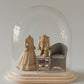Miniatuur paspop met Beige Napoleon jas schaal 1 op 12 historisch poppenhuis decor (kopie)