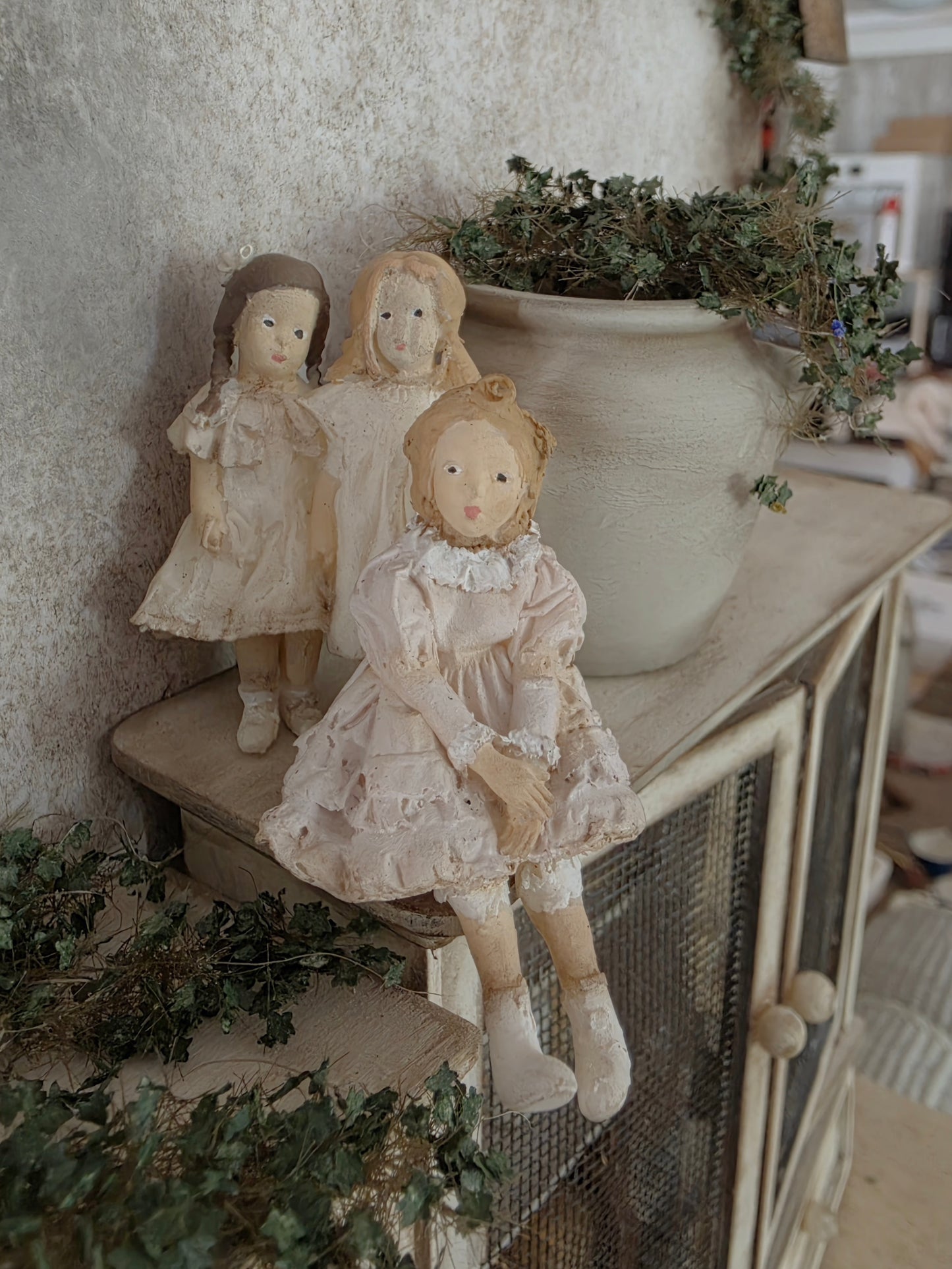 Miniatuur "Käthe Kruse" Popjes – Handgemaakt in Brocante Stijl 1:12