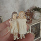 Miniatuur "Käthe Kruse" Popjes – Handgemaakt in Brocante Stijl 1:12