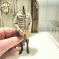 Miniatuur Napoleontisch Uniform op Paspop | Historisch Officierskostuum | Brocante Miniatuur | Handbeschilderd Resin