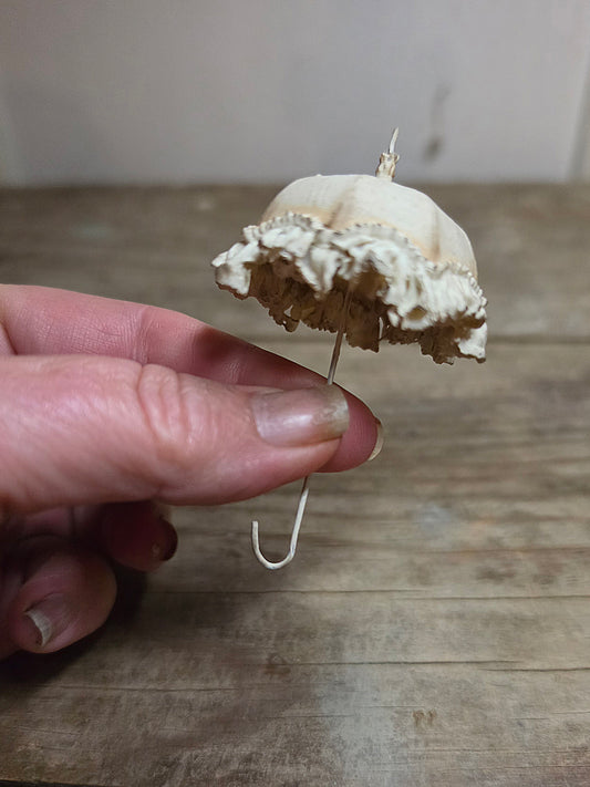 Romatische open miniatuur parasol – handbeschilderde vintage brocante decoratie