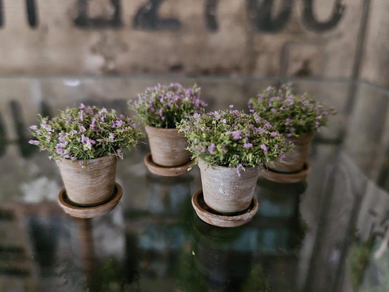 Mini plantje lila (1:12)