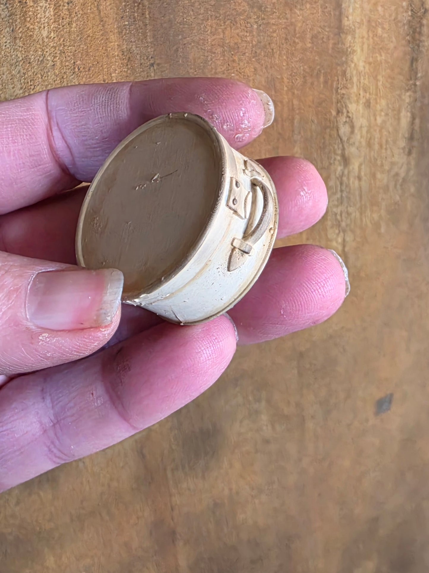 Kleine ronde koffer, schaal 1 12, poppenhuis, diorama