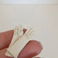Miniatuur Elegante Handschoenen – Victoriaanse Brocante Luxe