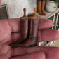 Miniatuur Vintage Paardrijlaarzen – Handgemaakt in Brocante Stijl 1:12